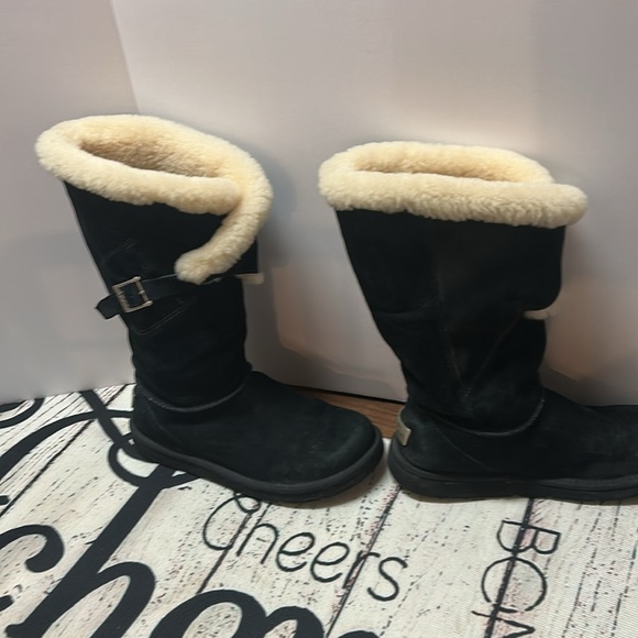 UGG Australia Black Suede Shearling Tall Boots Women's 8 - Picture 5 of 10
